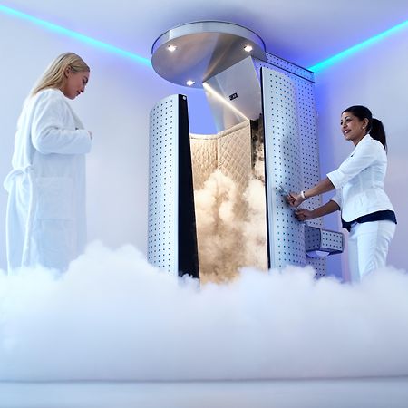 The View Bouznika Ξενοδοχείο Εξωτερικό φωτογραφία Cryotherapy
