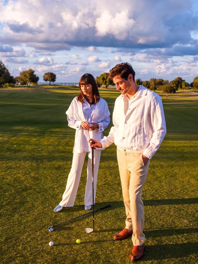 The View Bouznika Ξενοδοχείο Εξωτερικό φωτογραφία Golfers wearing white