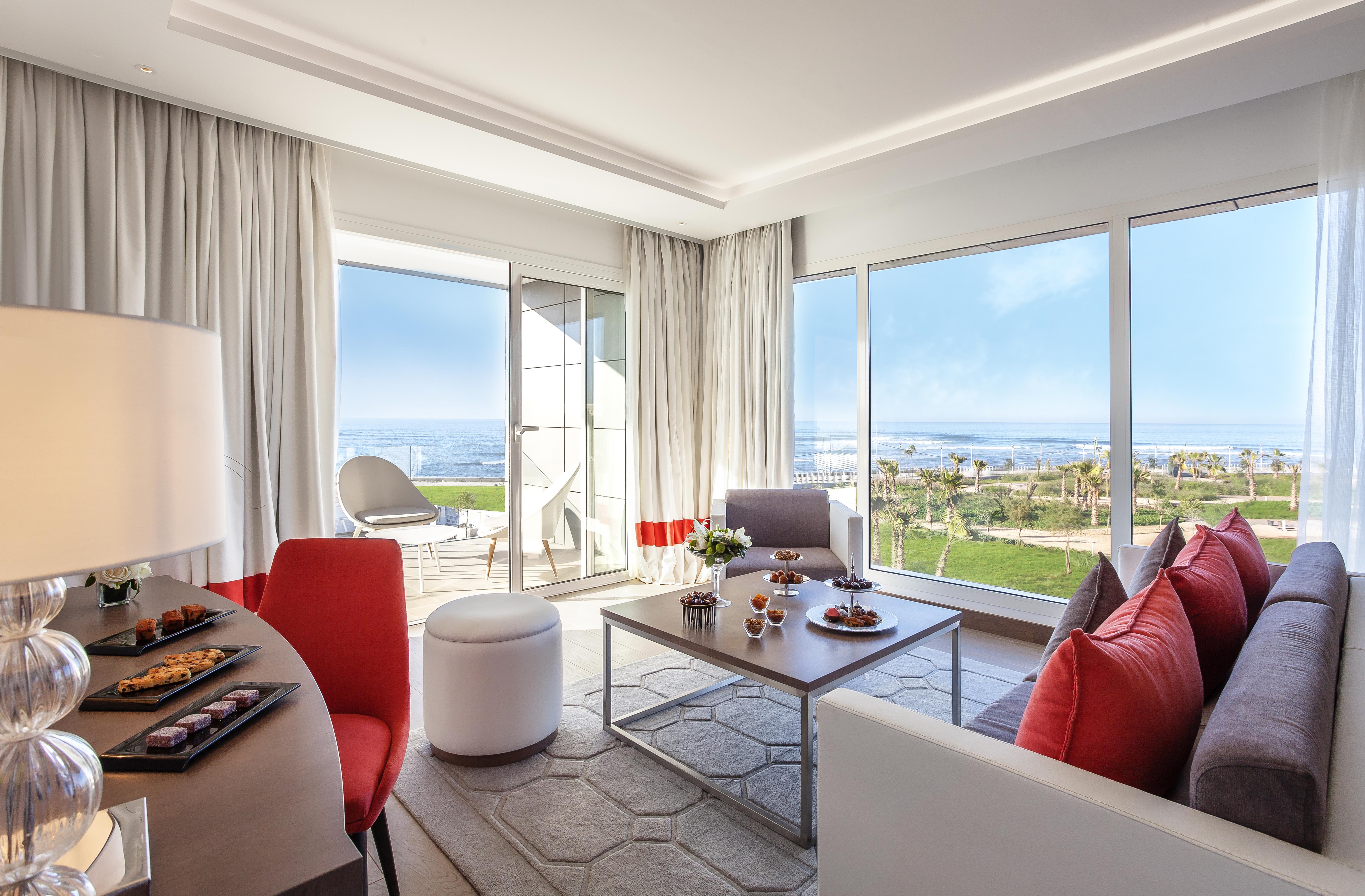 The View Bouznika Ξενοδοχείο Εξωτερικό φωτογραφία Suite at the hotel