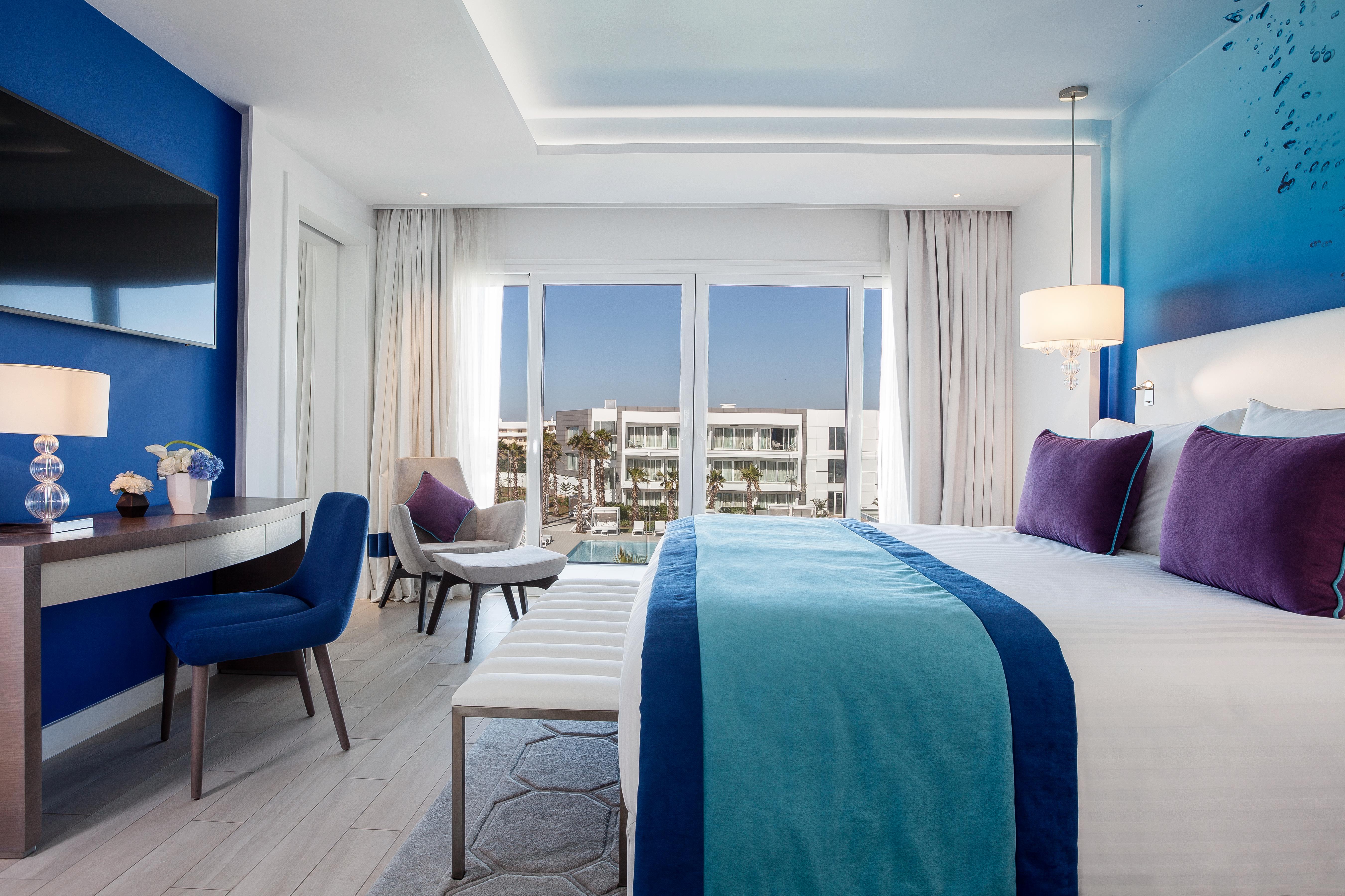 The View Bouznika Ξενοδοχείο Εξωτερικό φωτογραφία Deluxe Room